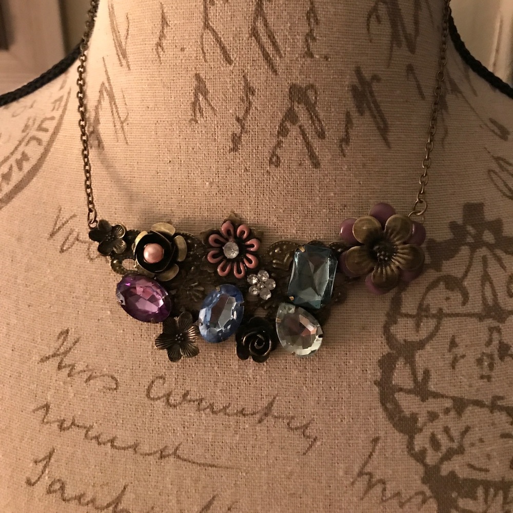 Vintage Look Necklace