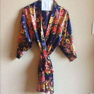 Floral robe kimono
