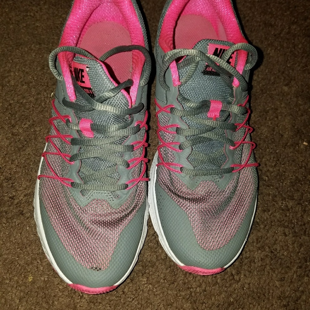 women's sneakers