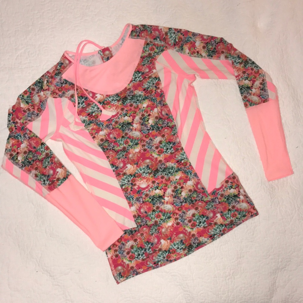 Floral lululemon top