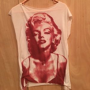 Marilyn T shirt