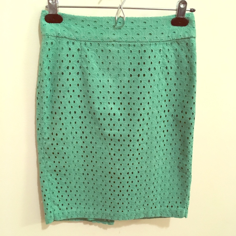 Banana Republic eyelet Skirt - size 00P
