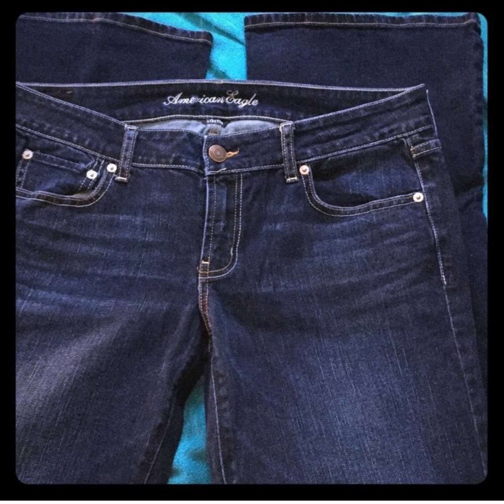 AEO women size 14 stretch favorite boyfriend jeans