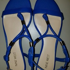 Ninewest royal blue sandals with gold accents