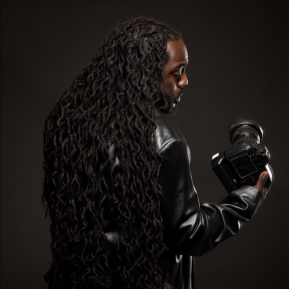 Meet your Posher, Derrick