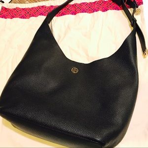 TORY BURCH ‘Perry’ large black leather hobo bag