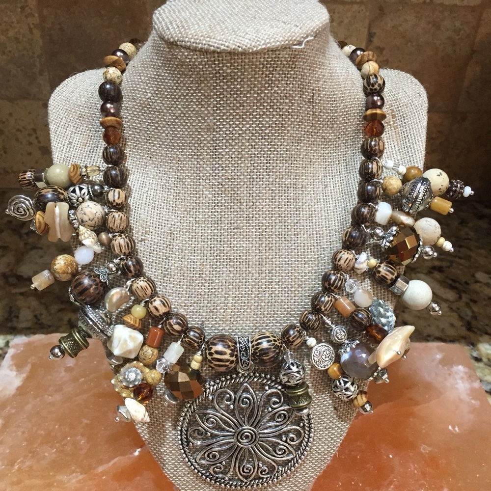 Brown necklace