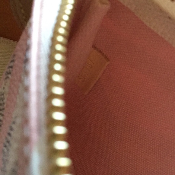 LOUIS VUITTON TAHITENNE POCHETTE - Picture 7 of 7