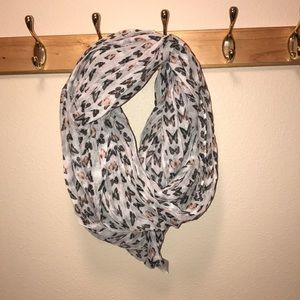 Infinity scarf