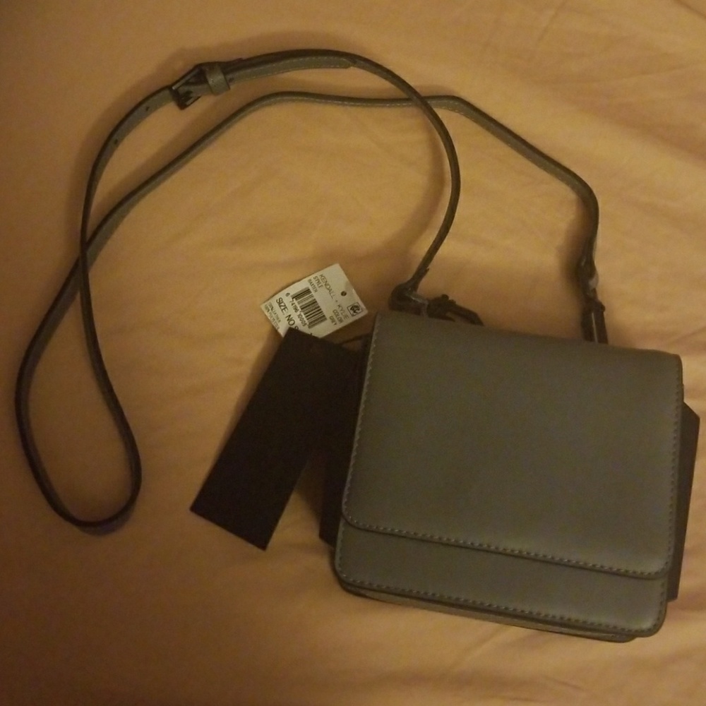 Kendall and Kylie Baxter Bag