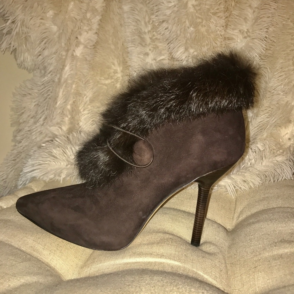 Like New Via Spiga Rabbit Fur Bootie