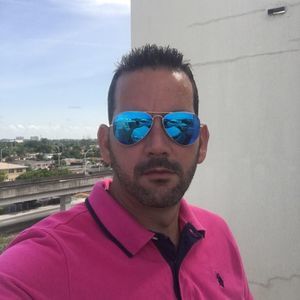 Meet your Posher, Alejandro