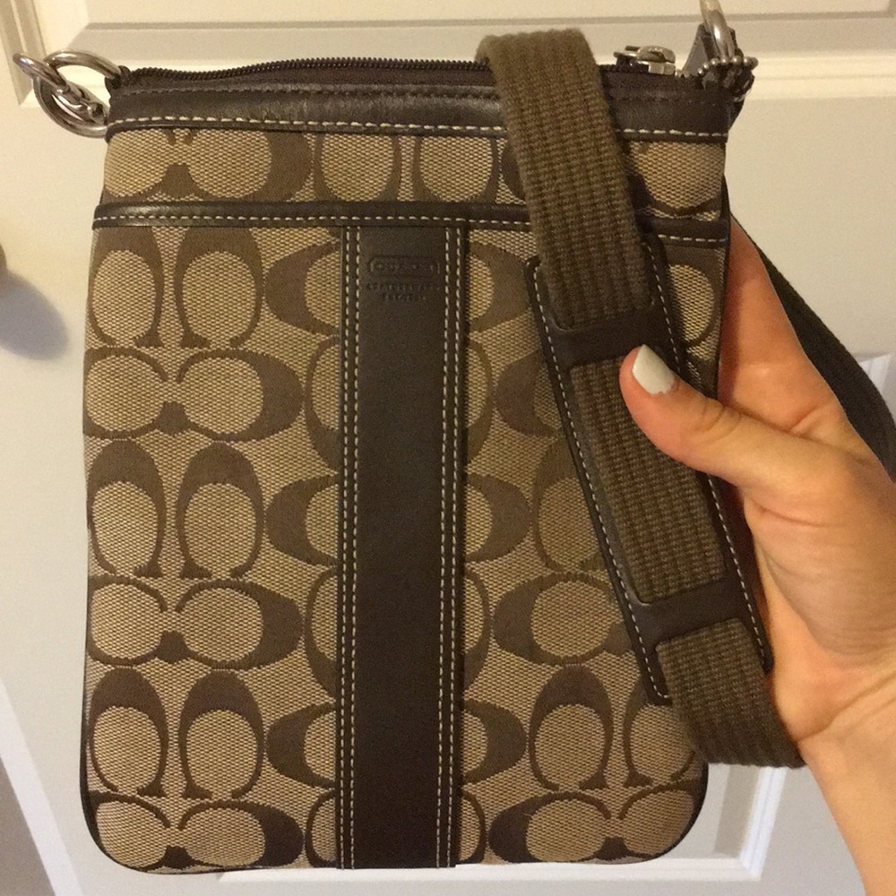 Small Coach Cross-Shoulder Purse