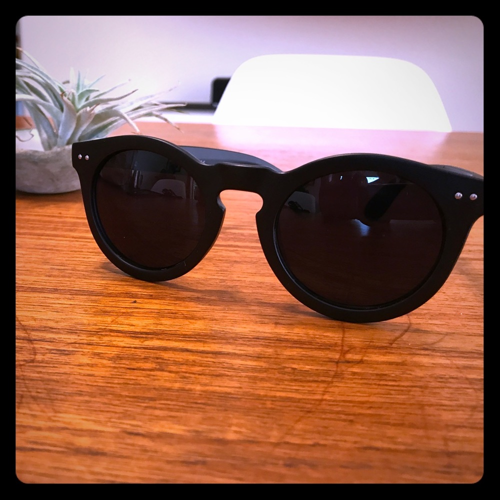 Black sunglasses