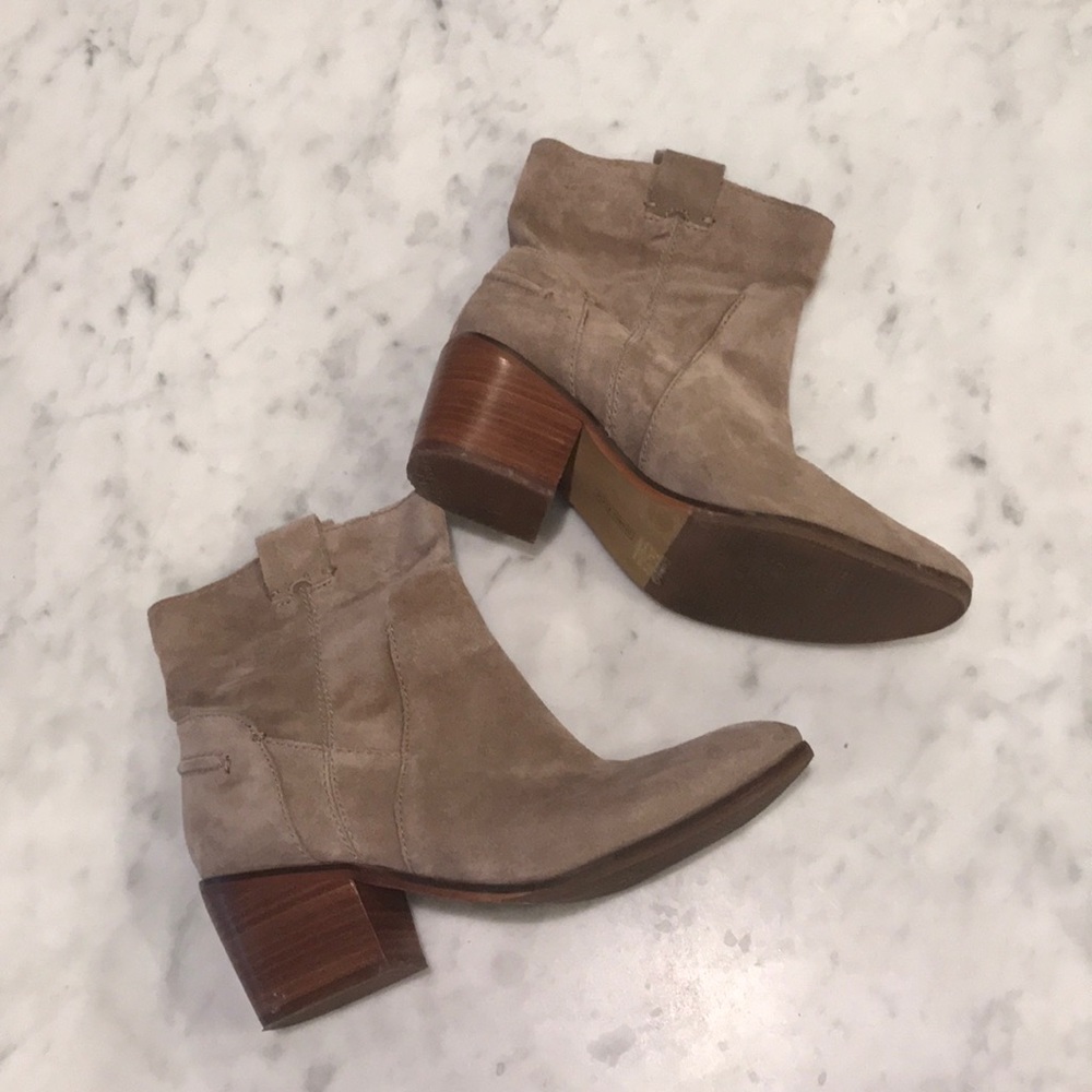 Vince Camuto Maves Bootie