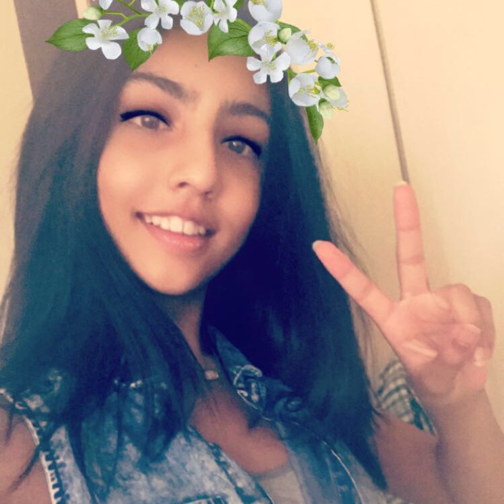 Meet your Posher, Anika