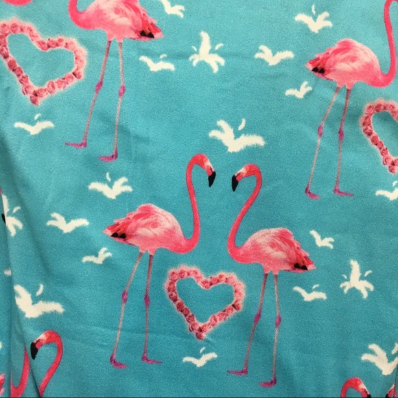 Flamingo Hearts OS Blue Pink Leggings NWT - Picture 2 of 4
