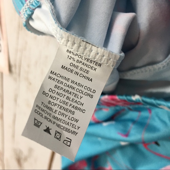 Flamingo Hearts OS Blue Pink Leggings NWT - Picture 4 of 4