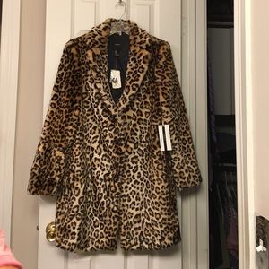 Coat/outerwear Forever 21.