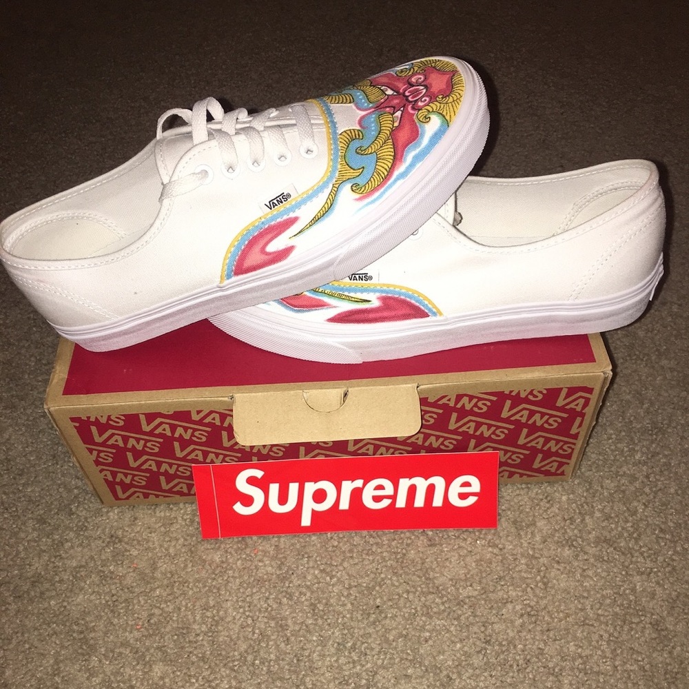 Vans Authentic True White Custom Dragon Design - Picture 2 of 4