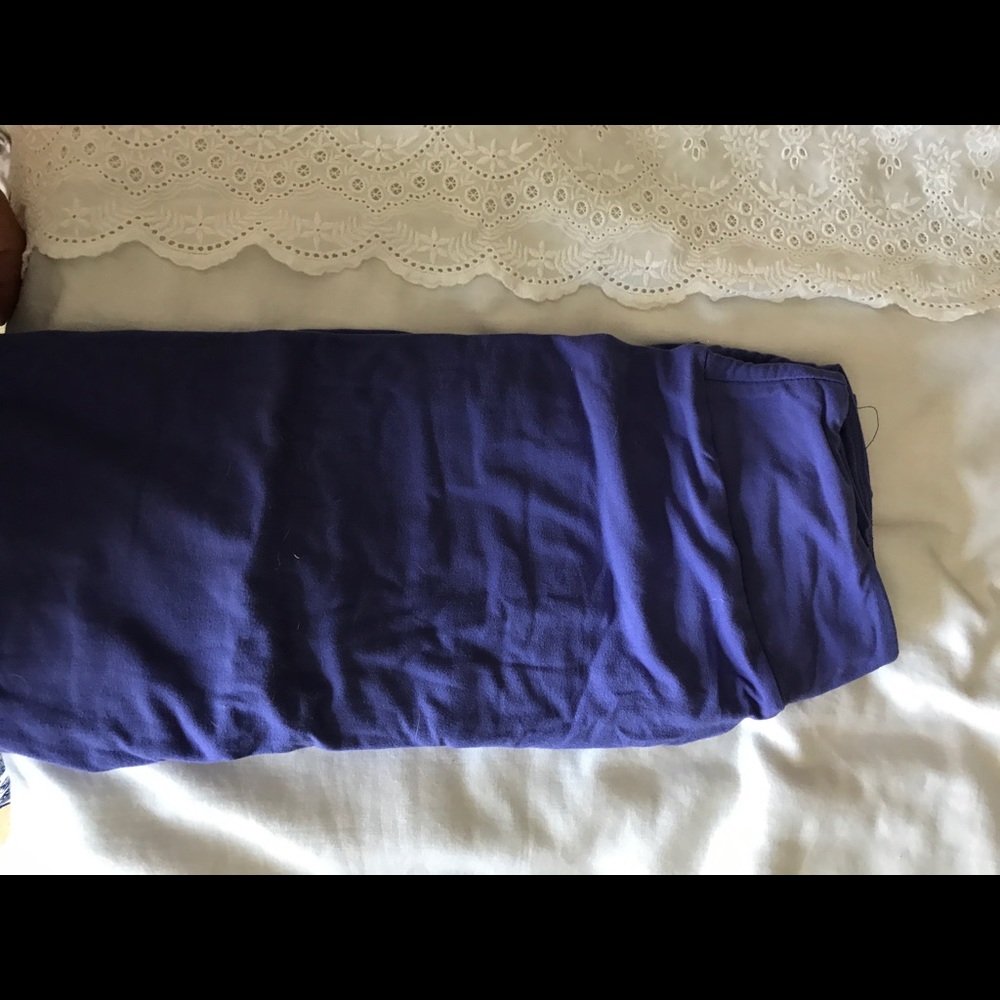 Lularoe solid purple leggings OS