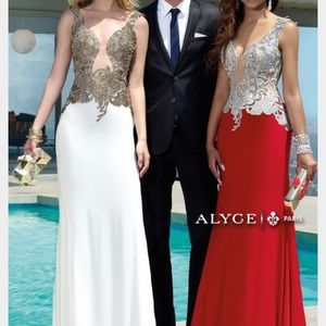 Alyce paris 2425