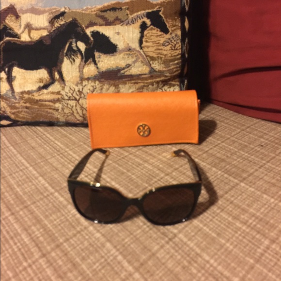 Tory Burch Sunglasses main image 2