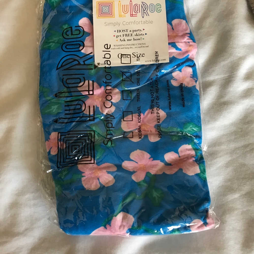 NWT Lularoe OS leggings