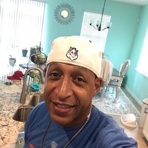 Meet your Posher, Eric