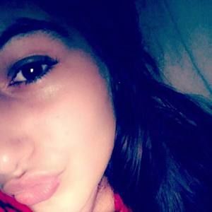 Meet your Posher, Adrianna