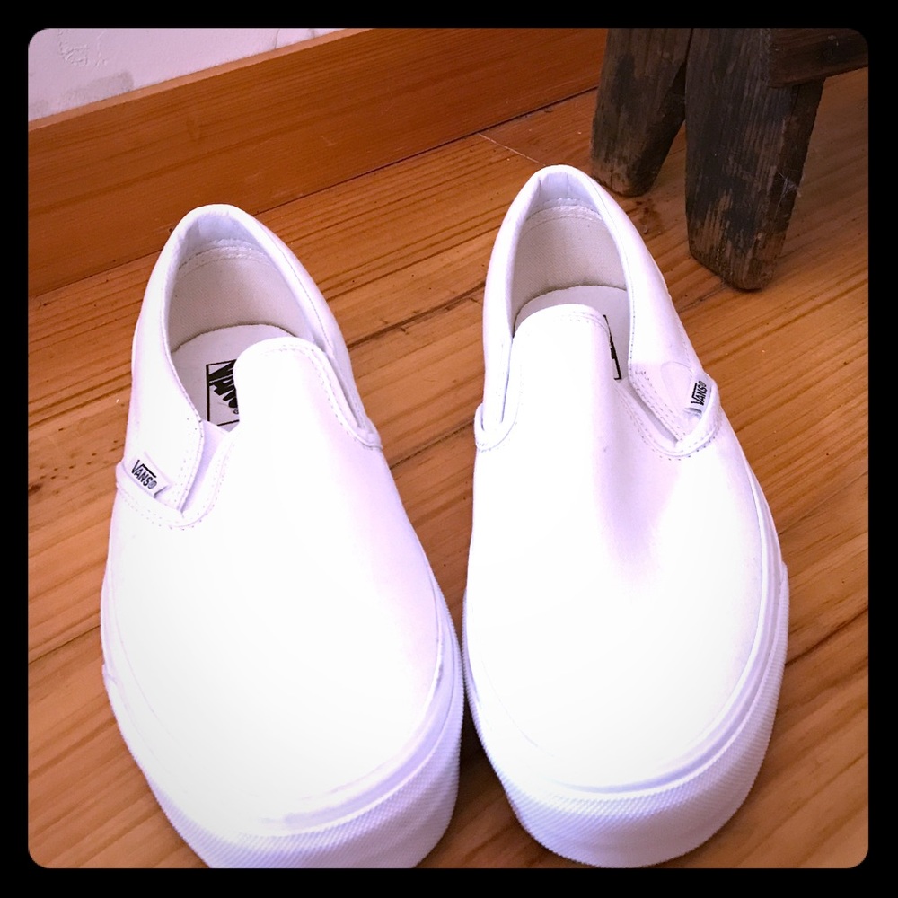 Men's White slip on vans size 9