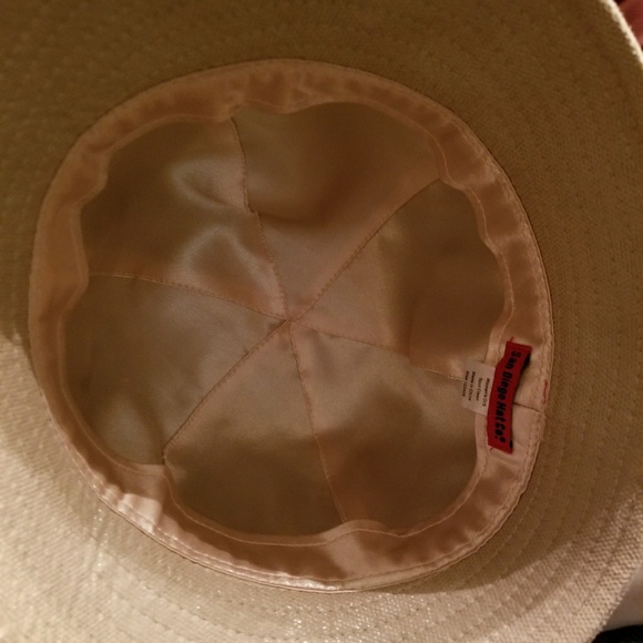 Hat - Picture 4 of 4