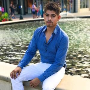 Meet your Posher, Alejandro