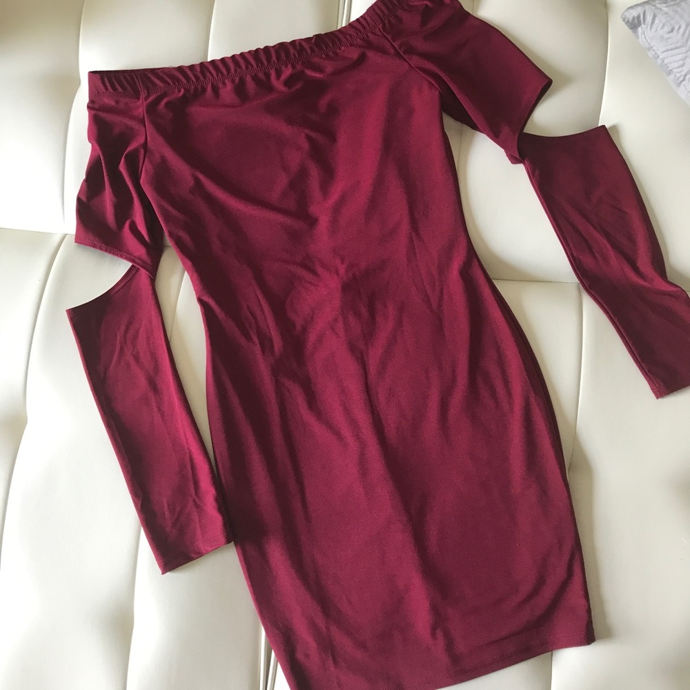 FashionNova Burgundy Dress