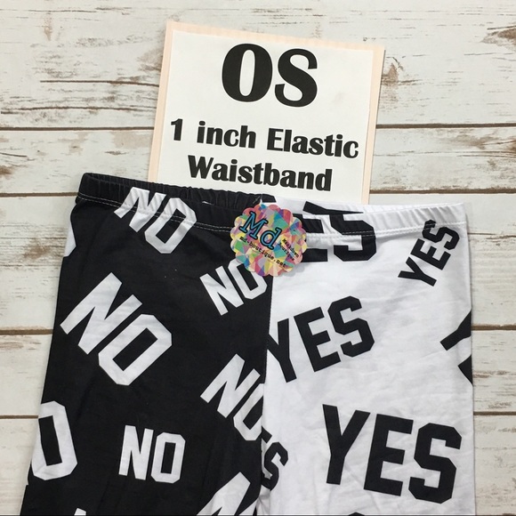 Black White Yes No Word Leggings OS NWT - Picture 3 of 4