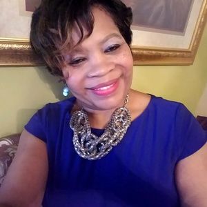 Meet your Posher, Joann