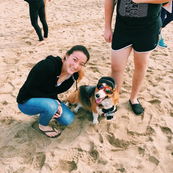 Meet your Posher 💖 - Picture 4 of 4