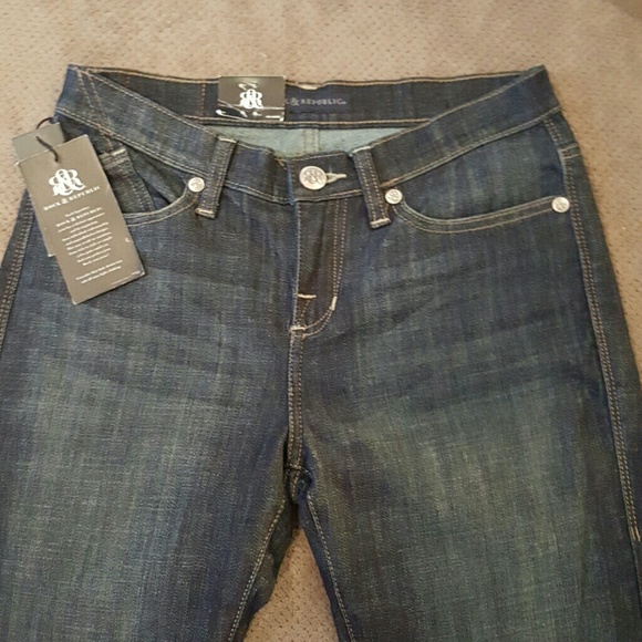 🛍⭐ ROCK & REPUBLIC - Picture 3 of 6