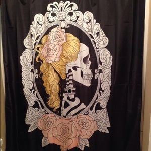 Too Fast Cameo Skull Shower Curtain Like New