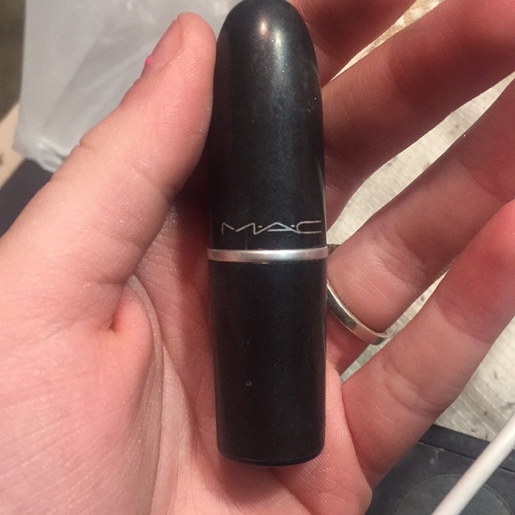 2 MAC eyeshadows and 1 MAC lipstick.