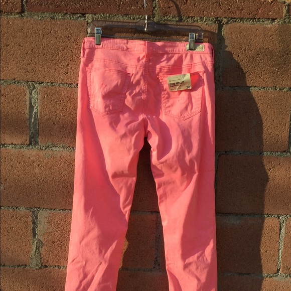 ADRIANO GOLDSCHMIED STILT CIGARETTE LEG. - Picture 7 of 7