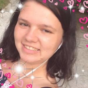 Meet your Posher, Tessa