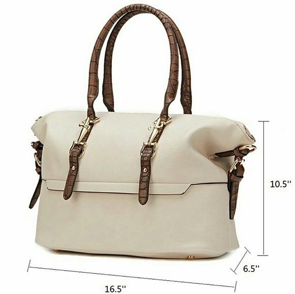 NWT! GORGEOUS HANDBAG ❤️ - Picture 6 of 7