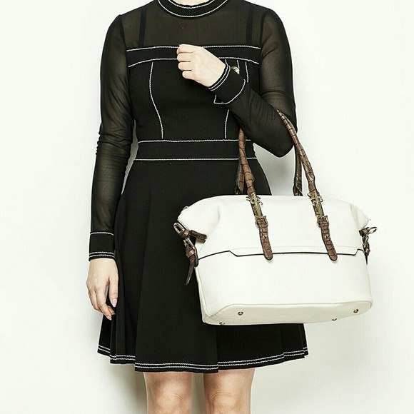 NWT! GORGEOUS HANDBAG ❤️ - Picture 7 of 7