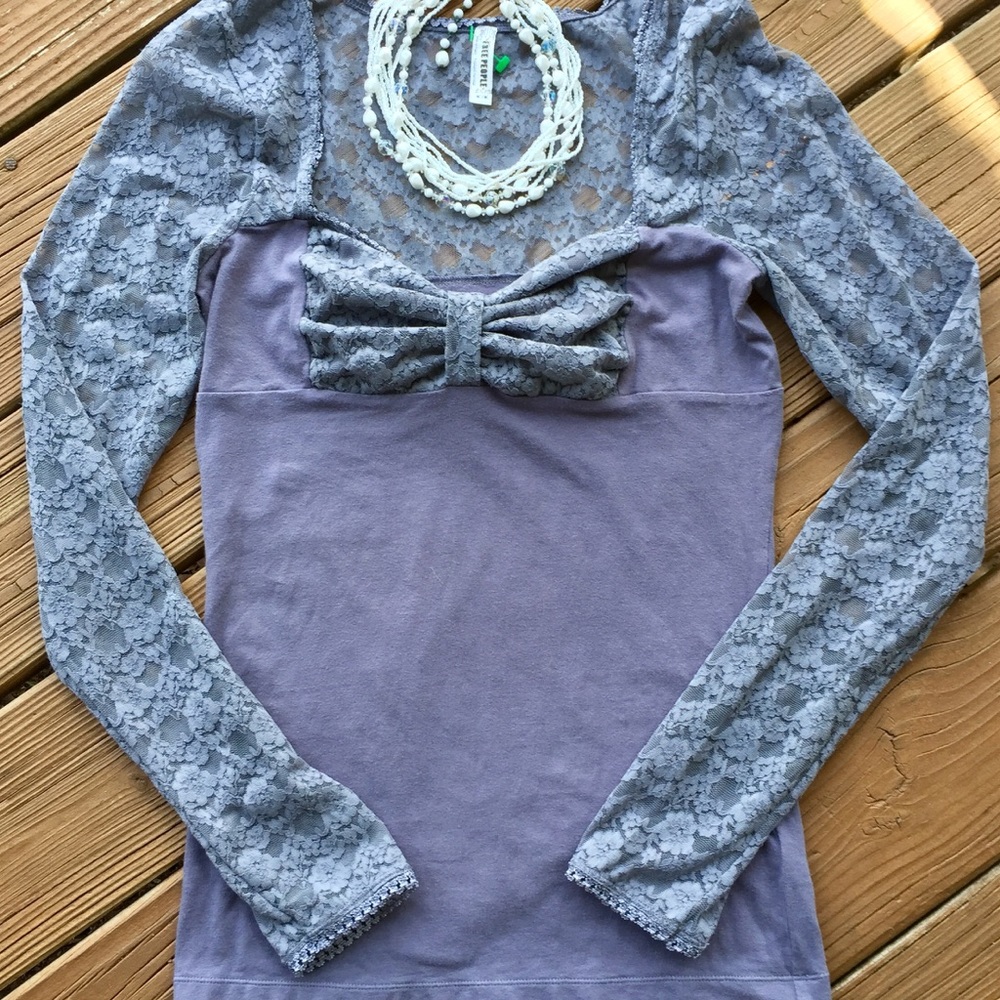 💜Free People LavenderGray Lace Sweetheart Top EUC