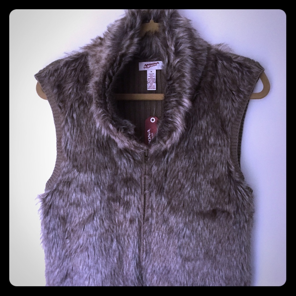 Teen Juniors Arizona Jean Company Faux Fur Vest