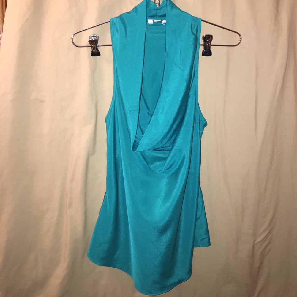 Guess low swoop blouse tank