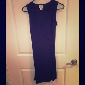 V-neck faux wrap dress