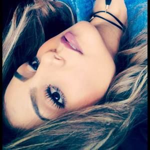 Meet your Posher, Mayra