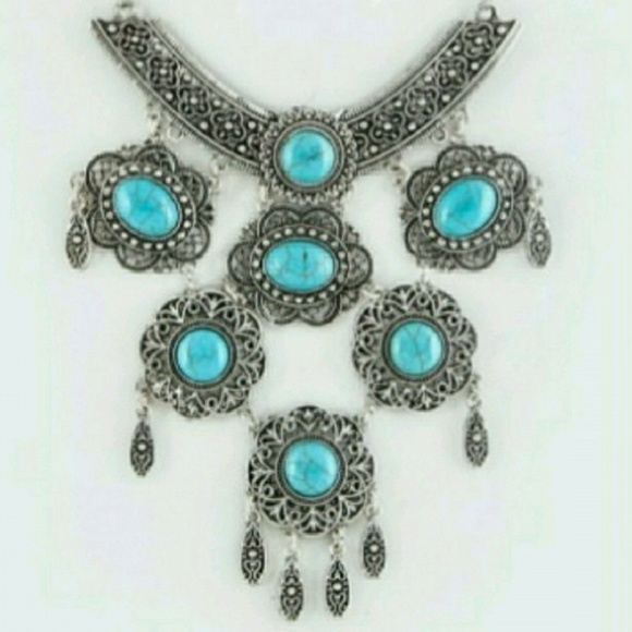 boho chic statement necklace set - Picture 4 of 6